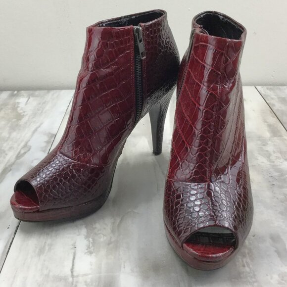 White House Black Market Crocodile Paulette Wine Peep Toe Booties 7 - Picture 12 of 14